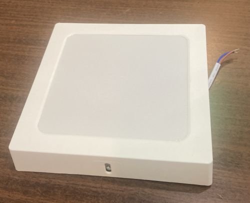 Фотография товара 'Ecola DLSV18ELC LED downlight накладной 4020 Квадратный даунлайт с драйвером внутри 18W 220V 4200K 165x165x30'